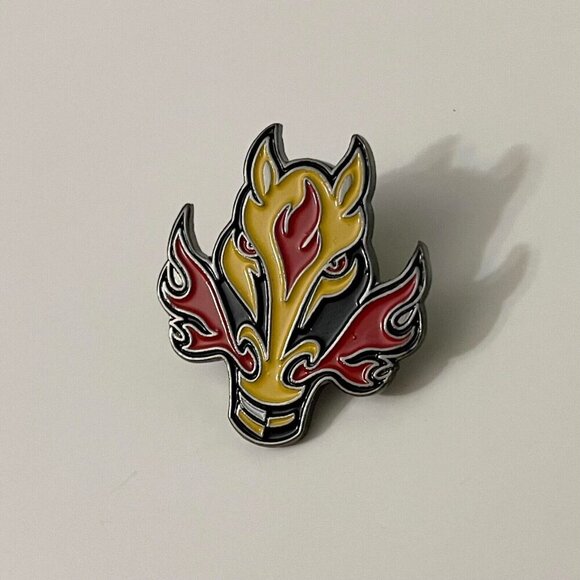 Calgary Flames Blasty Horse NHL Hockey Mascot Pin - Picture 7 of 8